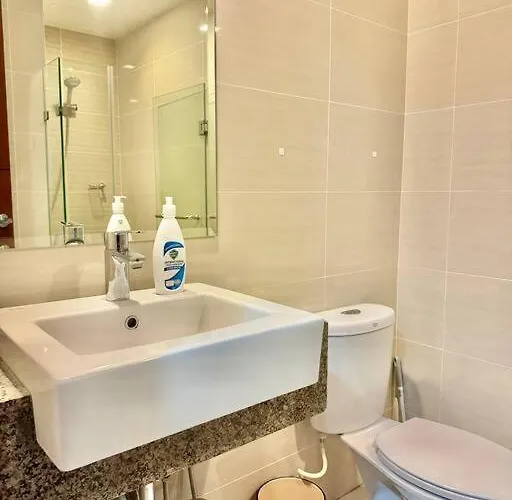 Cozi Uptown 1br Mitsukoshi Mall Bgc