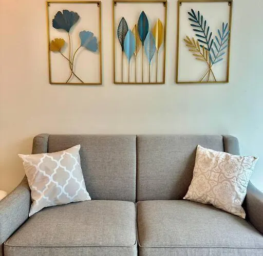 Apartment Cozi Uptown 1br Mitsukoshi Mall Bgc