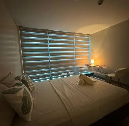 Cozi Uptown 1br Mitsukoshi Mall Bgc *